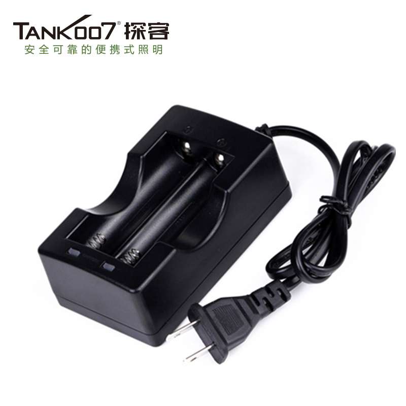 1561511849829621.jpg 手電筒廠家